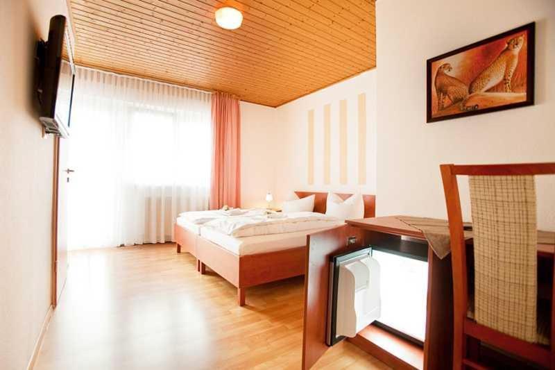 Hotel Jasmin Pforzheim Szoba fotó